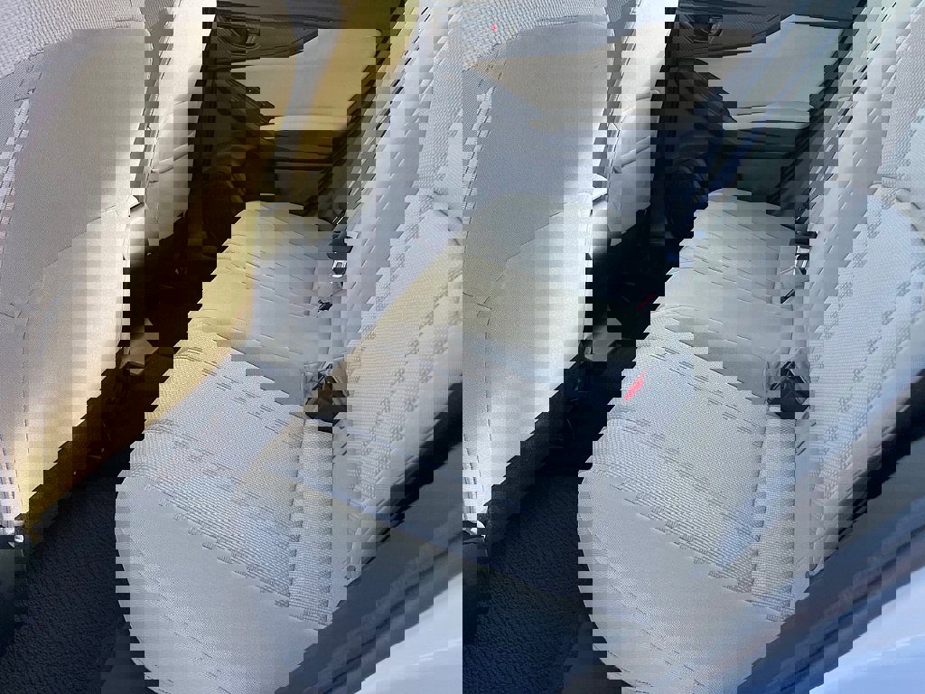 Used 2023 Subaru Impreza Premium image 7