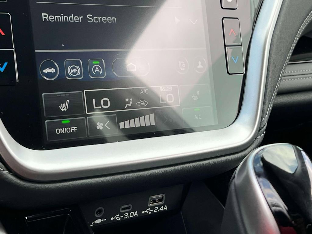 New 2025 Subaru Outback Limited image 12