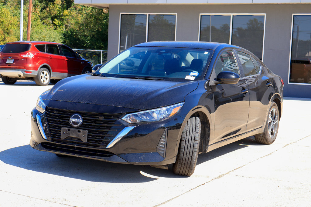 Used 2025 Nissan Sentra SV FWD image 23