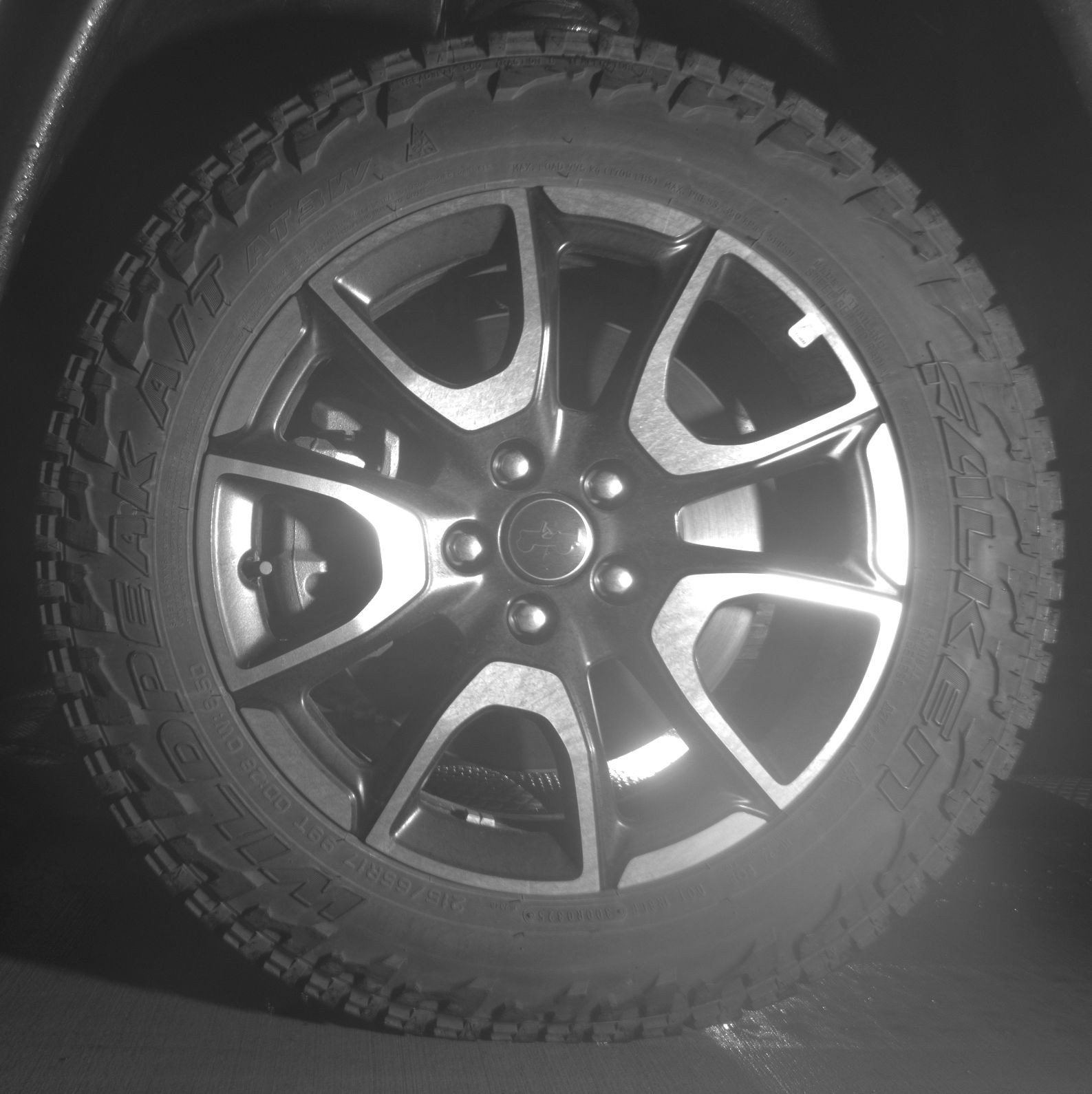 Used 2025 Jeep Compass Trailhawk image 12