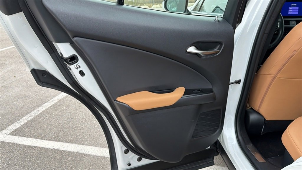 Used 2024 Lexus UX 250h AWD w/ Premium Package image 22