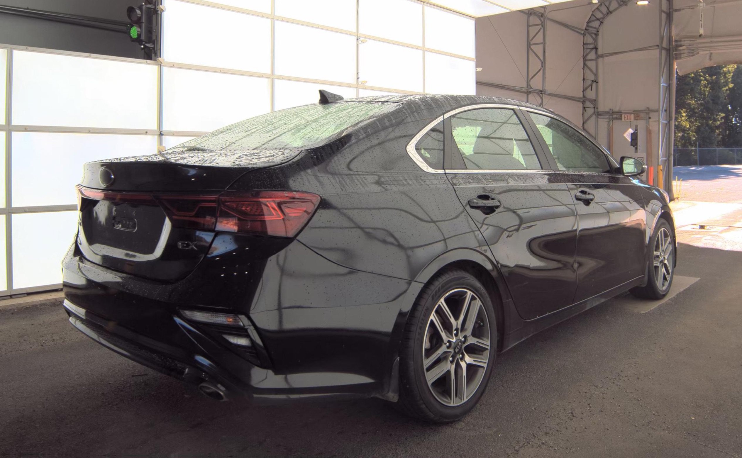 Used 2019 Kia Forte EX FWD image 4