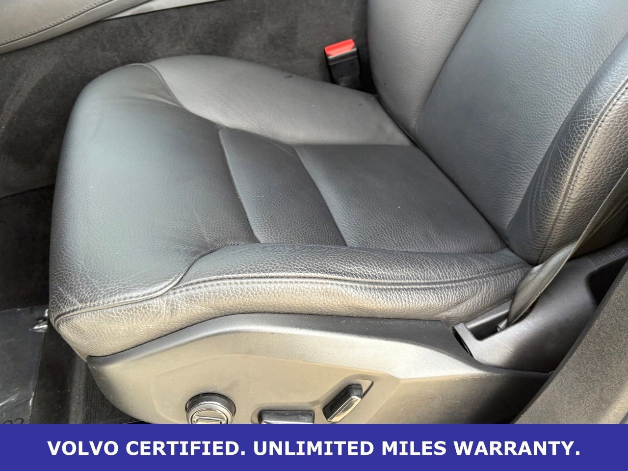 Certified 2024 Volvo XC90 B5 Plus w/ Protection Package Premier image 29