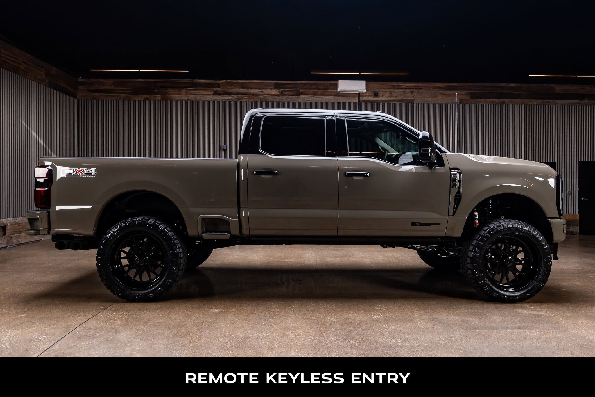 Used 2026 Ford F250 Platinum w/ Platinum Plus Package AWD/4WD image 11