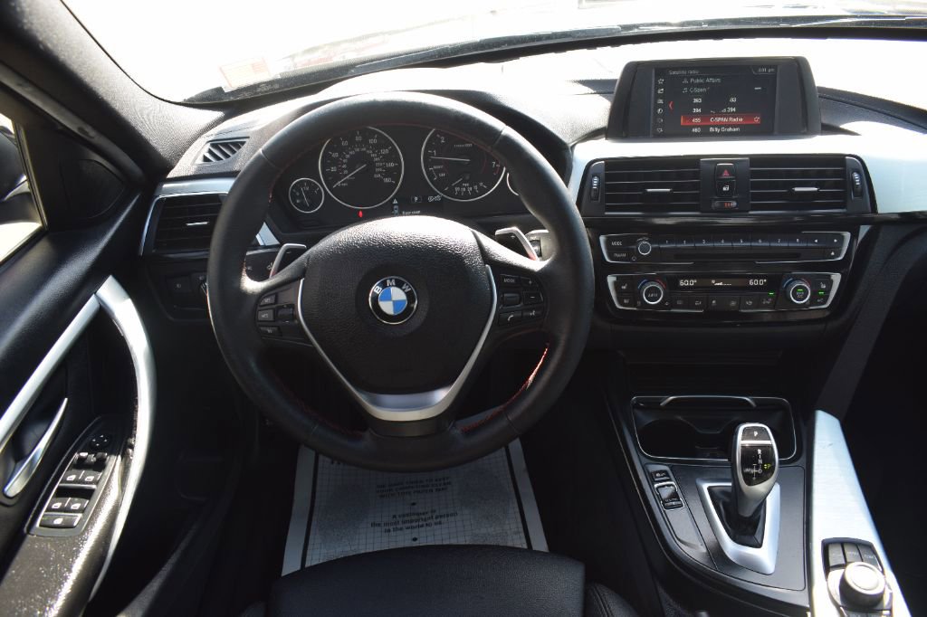 Used 2018 BMW 330i Sedan w/ Convenience Package image 11