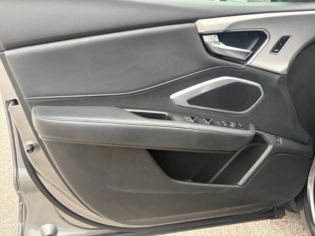 Used 2024 Acura RDX SH-AWD image 23