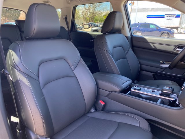 New 2026 Nissan Pathfinder SL AWD/4WD image 8