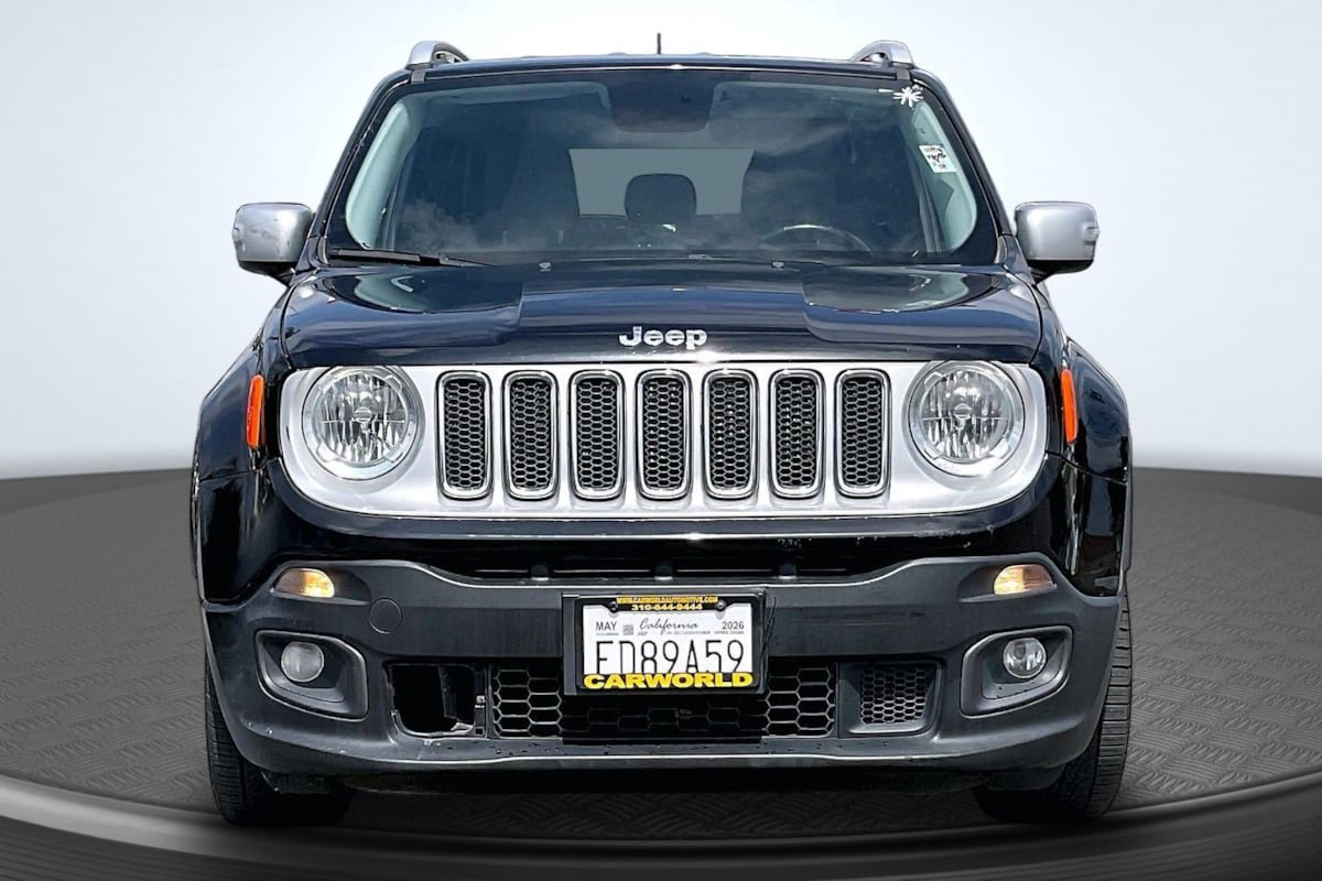 Used 2017 Jeep Renegade Limited FWD image 3