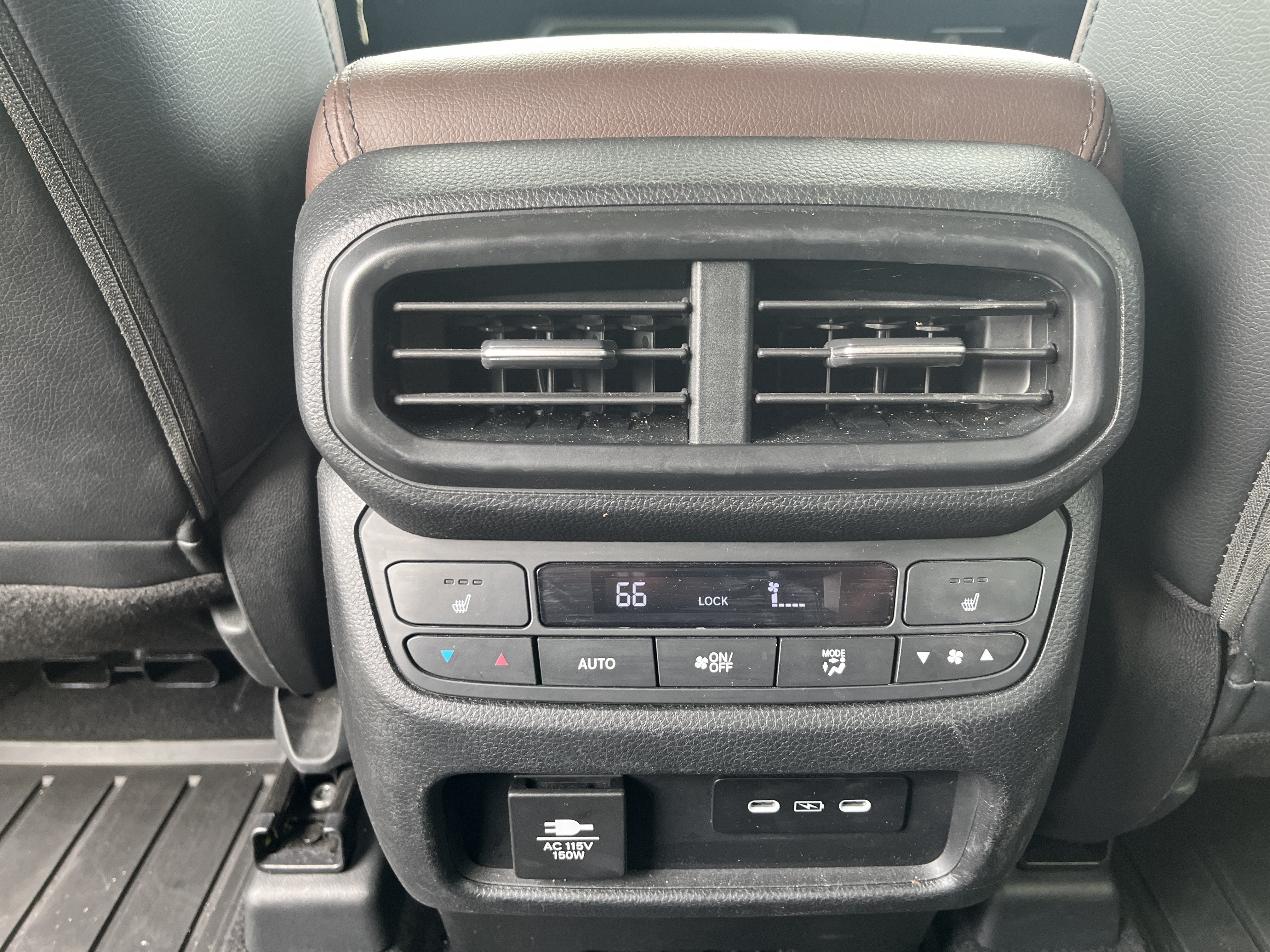 Certified 2024 Honda Pilot Elite image 18
