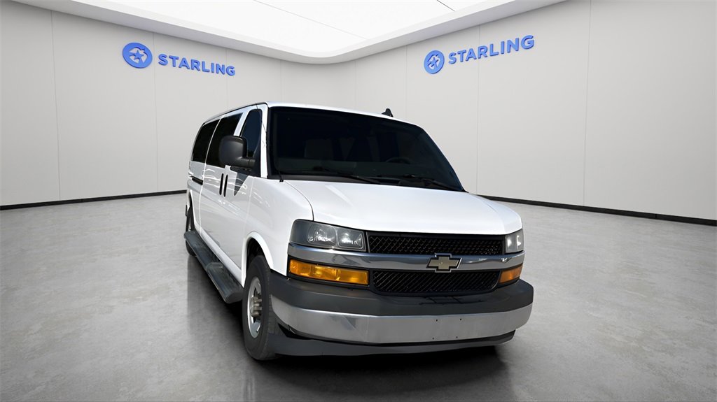 Used 2019 Chevrolet Express 3500 LT w/ LT Preferred Equipment Group image 14