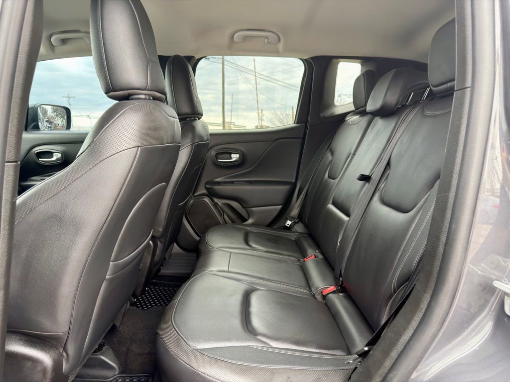 Used 2022 Jeep Renegade Limited image 11