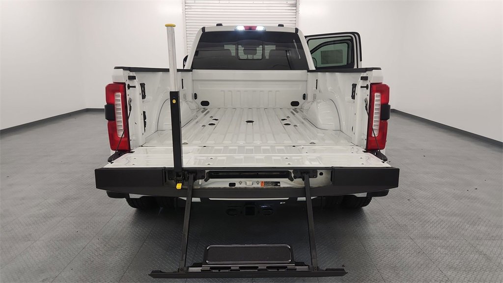 New 2025 Ford F350 XL image 32