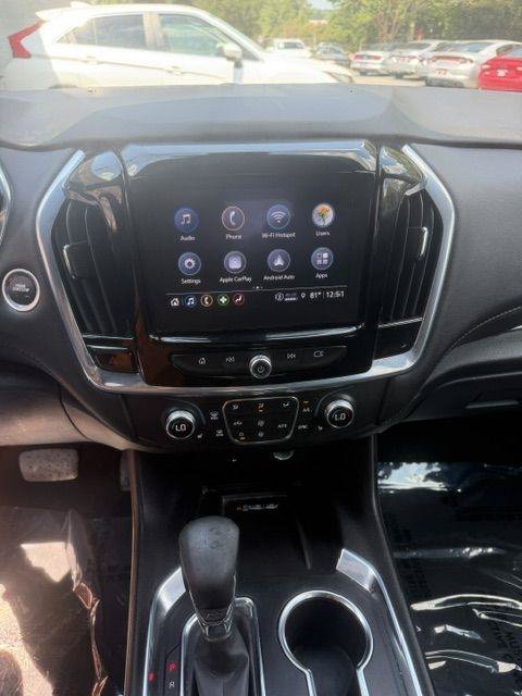 Used 2022 Chevrolet Traverse LT w/ LPO, Floor Liner Package AWD/4WD image 17