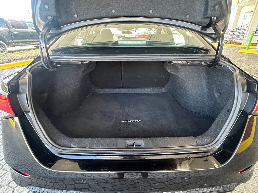 Used 2024 Nissan Sentra SV image 29