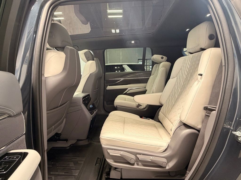 Used 2026 Cadillac Escalade IQL Sport 1 AWD/4WD image 20