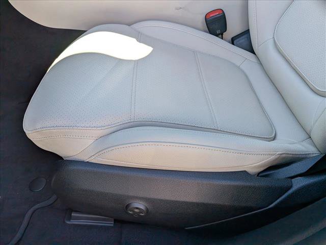 New 2026 Mercedes-Benz C 300 Sedan image 4