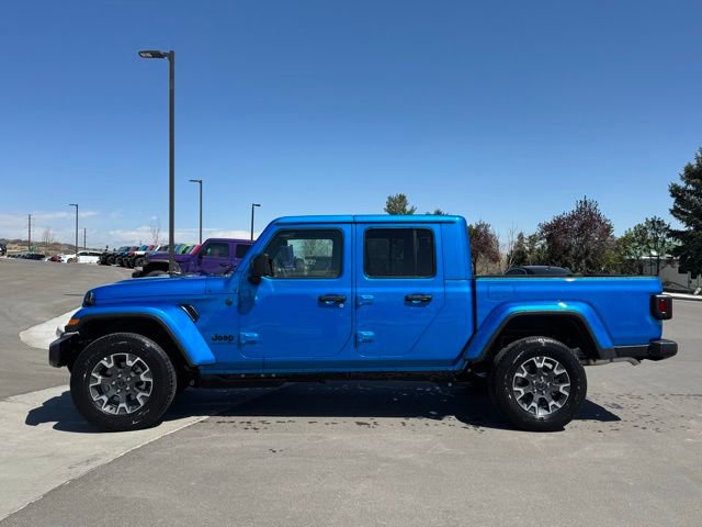 New 2026 Jeep Gladiator Sport AWD/4WD image 2