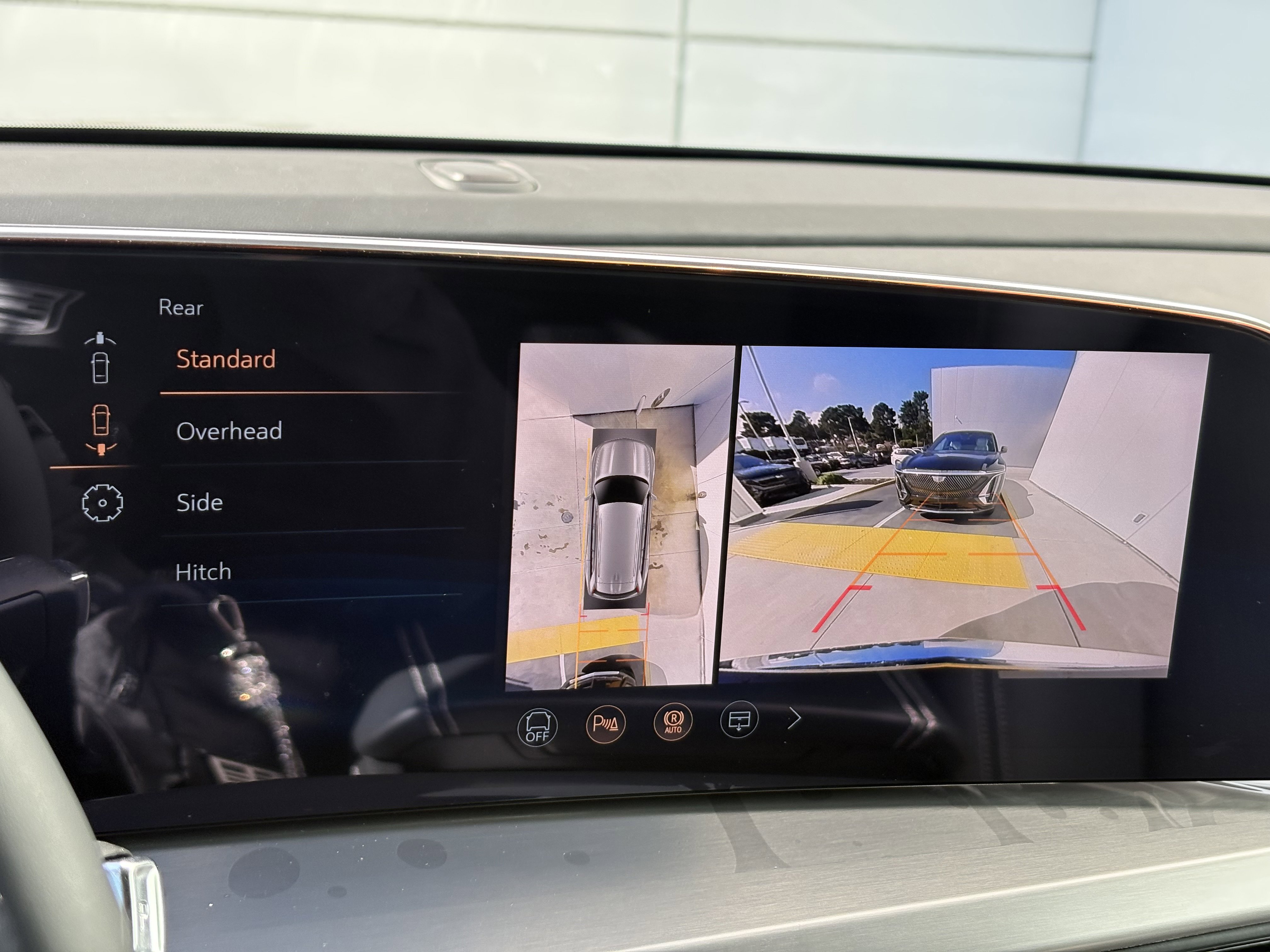 New 2026 Cadillac Vistiq Luxury w/ LPO, Floor Liner Package image 27