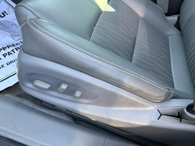 Used 2015 Chevrolet Impala LT w/ Convenience Package FWD image 9