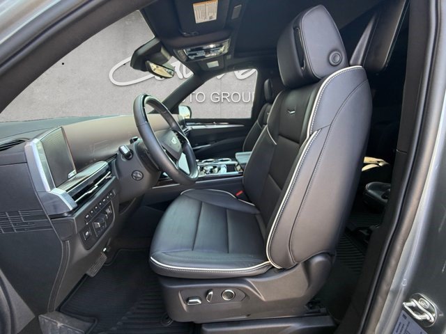 Certified 2026 Cadillac Escalade ESV Luxury w/ Touring Package AWD/4WD image 19