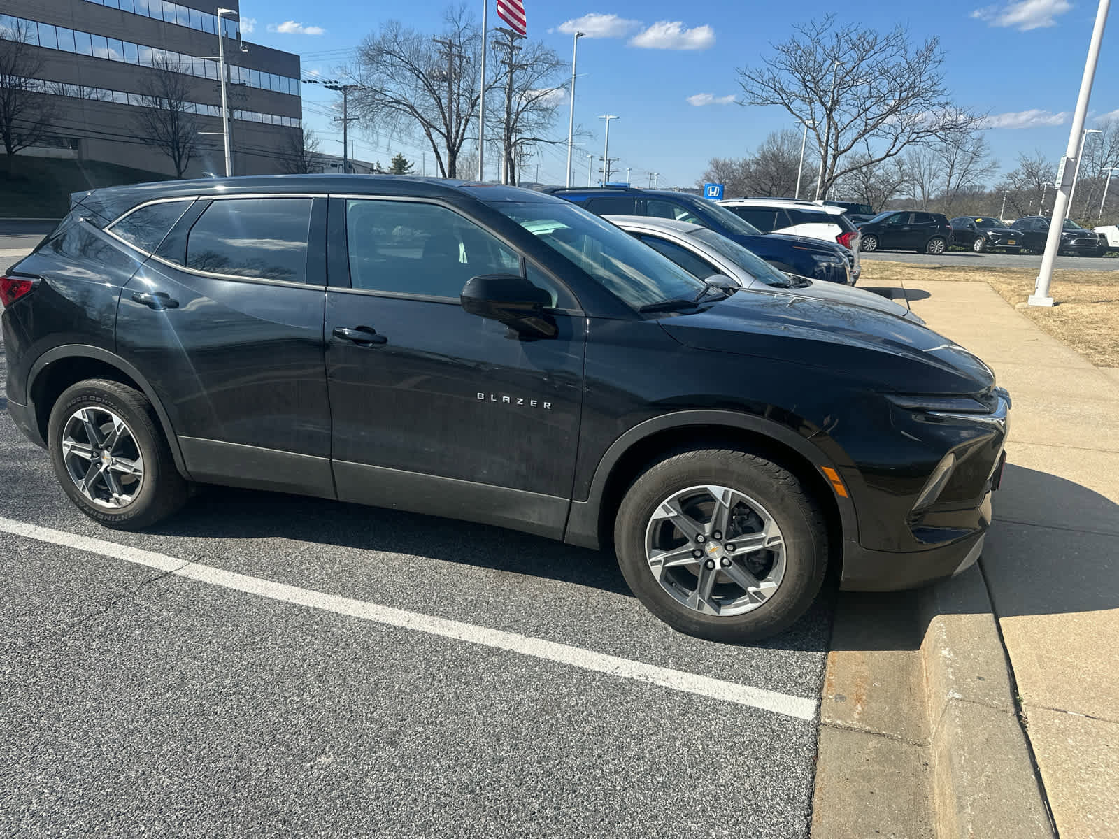 Used 2023 Chevrolet Blazer LT image 9