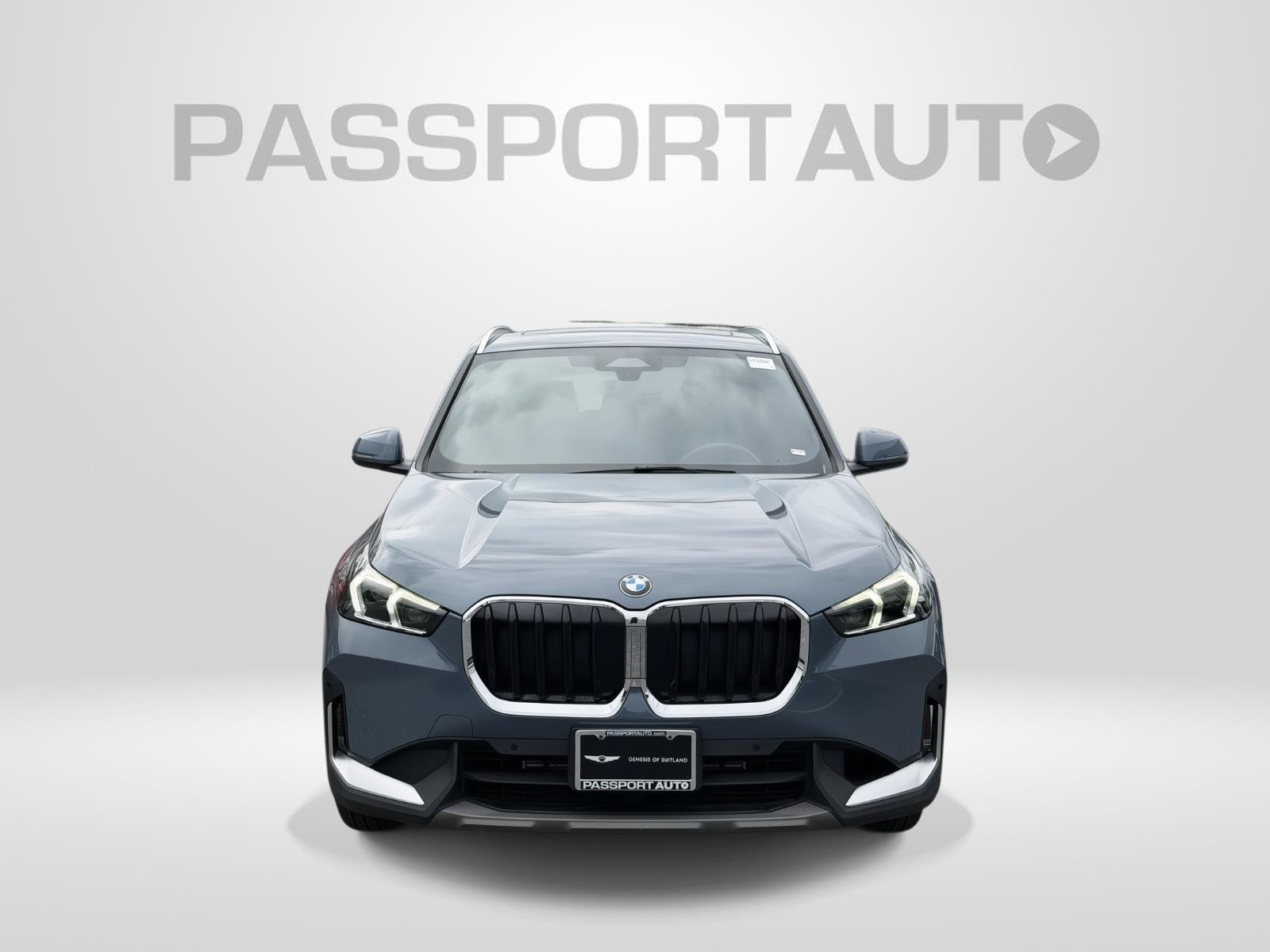Used 2023 BMW X1 xDrive28i w/ Convenience Package AWD/4WD image 2