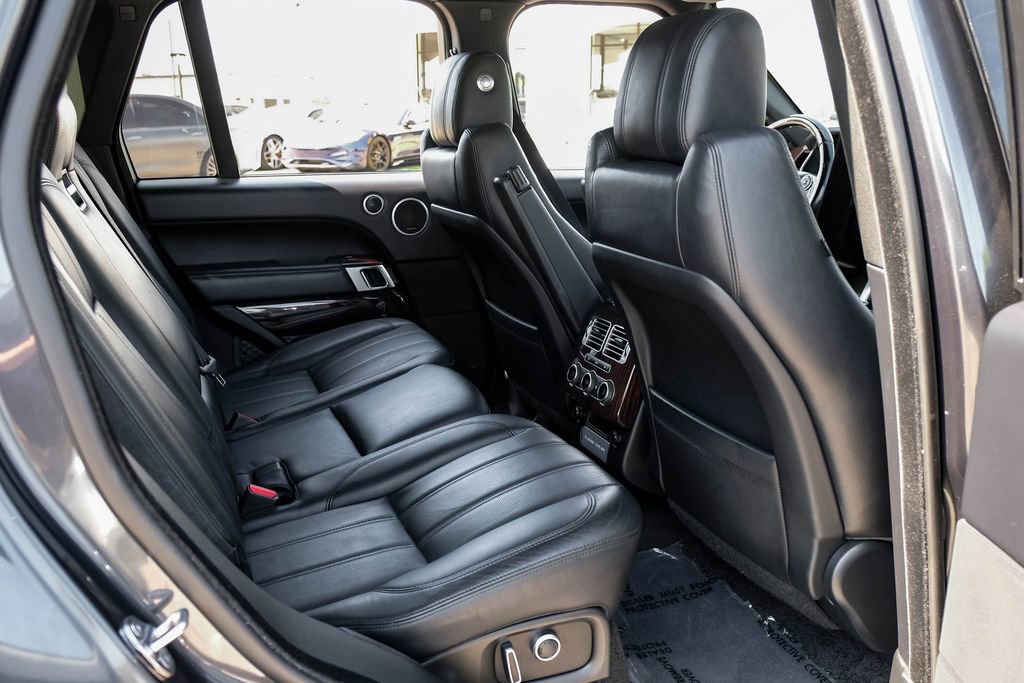 Used 2017 Land Rover Range Rover Supercharged image 34