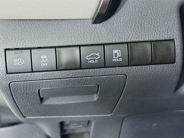 Certified 2023 Toyota Camry SE w/ Convenience Package image 19