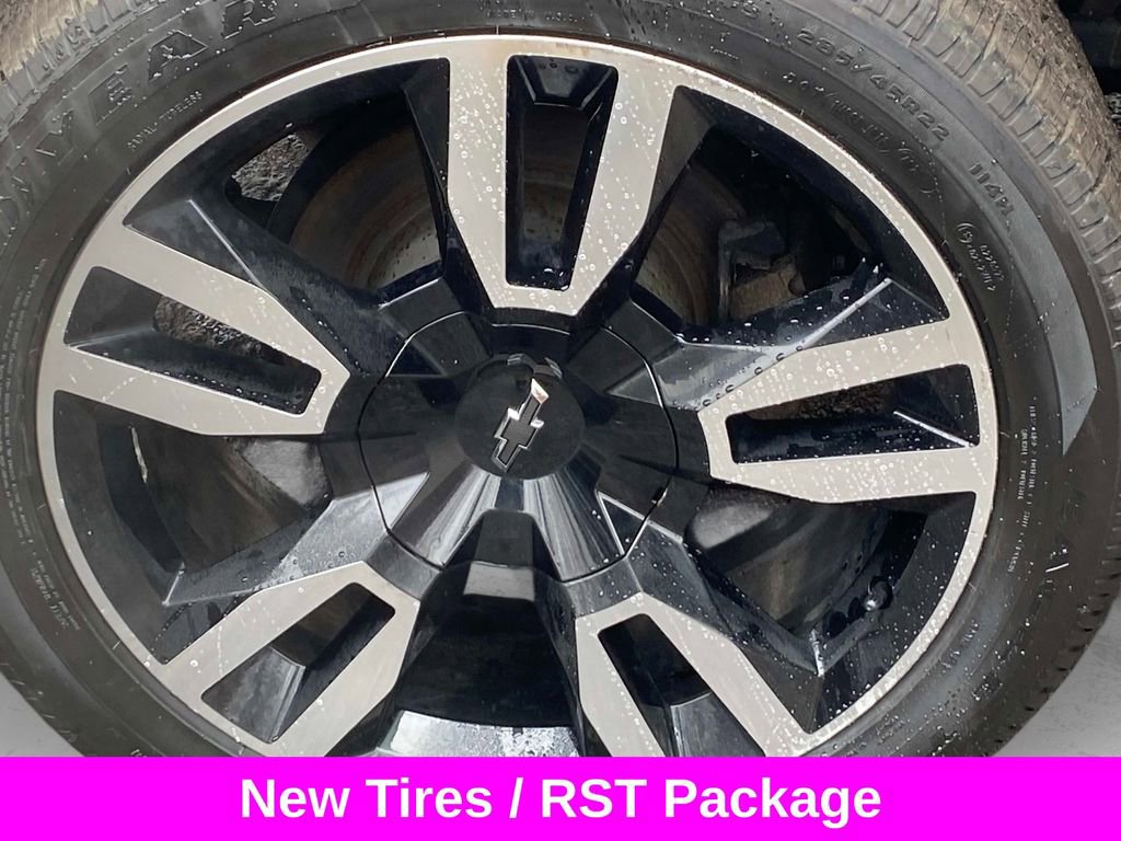 Used 2019 Chevrolet Tahoe Premier w/ RST 6.2L Performance Edition image 28
