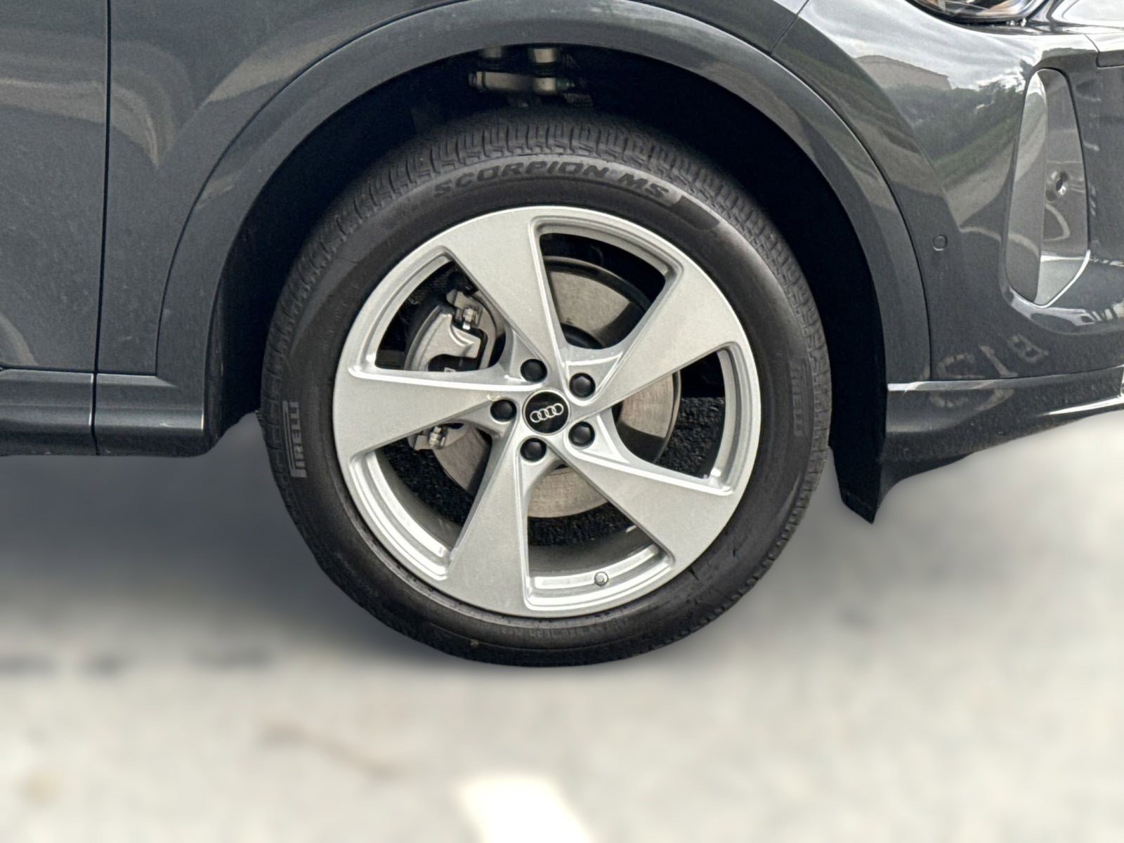 New 2025 Audi Q5 Premium Plus image 12