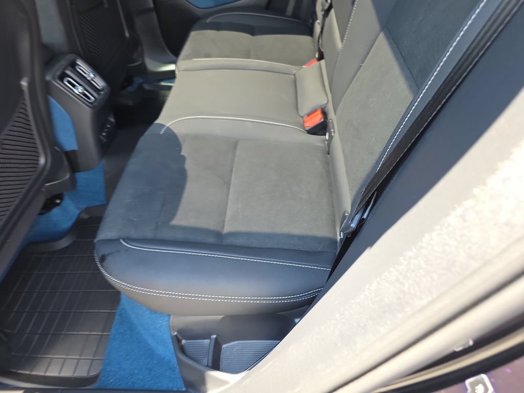 Certified 2023 Volvo C40 P8 Recharge Ultimate AWD/4WD image 18