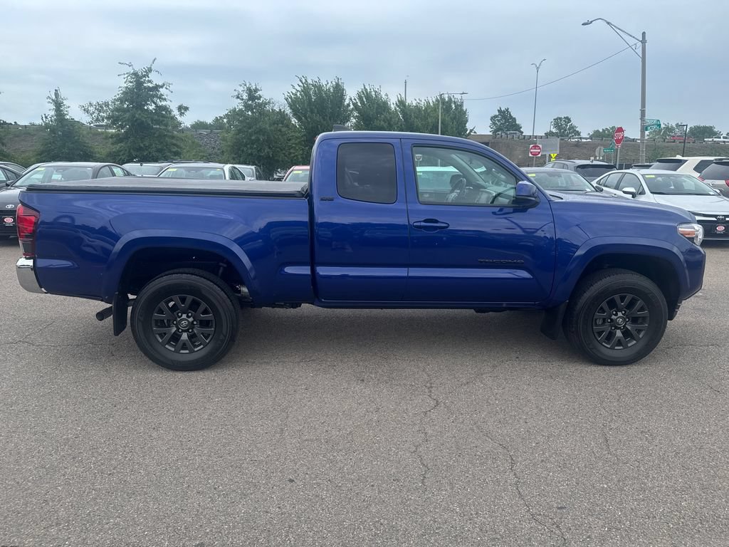 Used 2022 Toyota Tacoma SR5 AWD/4WD image 19