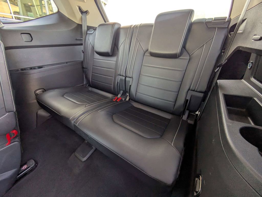 Used 2022 Volkswagen Atlas SEL Premium AWD/4WD image 18