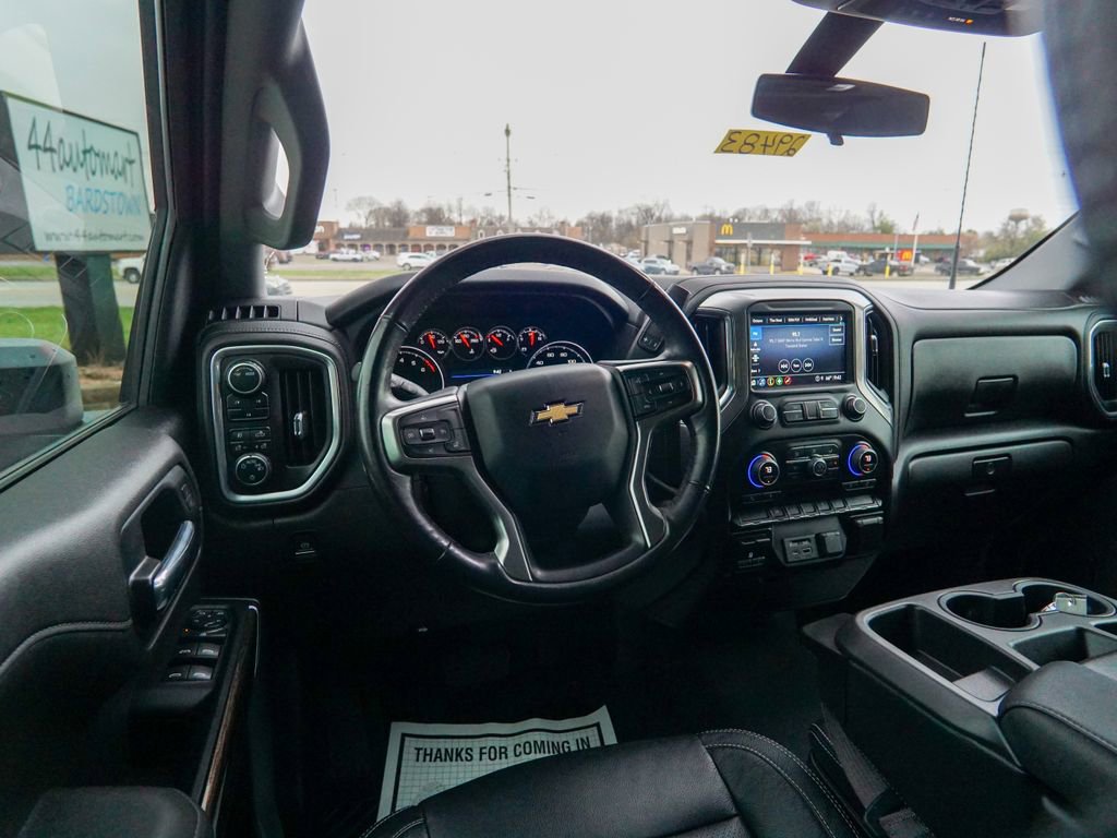 Used 2022 Chevrolet Silverado 3500 LT w/ Convenience Package image 14