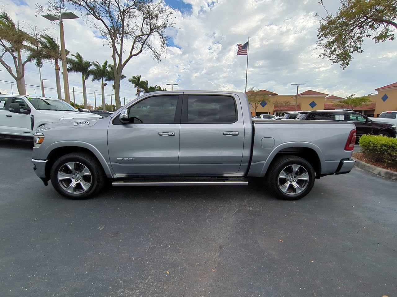 Used 2019 RAM 1500 Laramie image 7