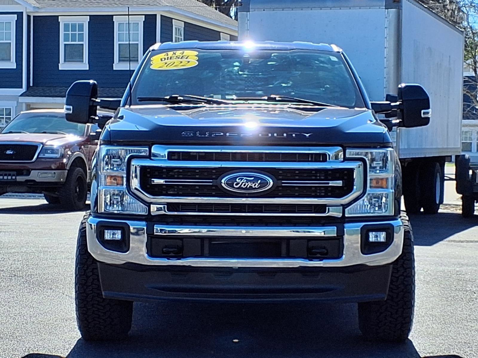 Used 2022 Ford F250 Lariat w/ Lariat Ultimate Package image 2