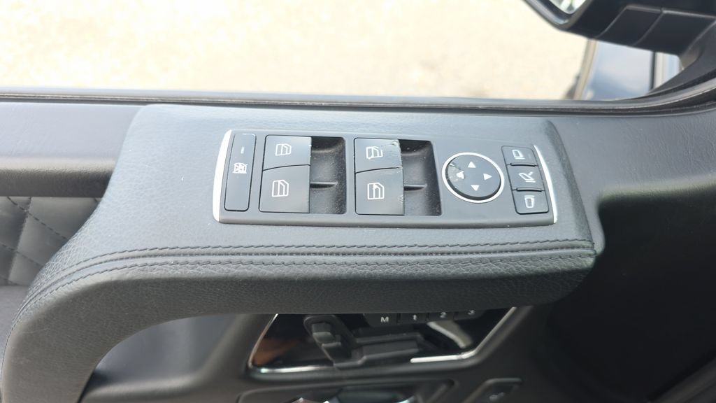 Certified 2016 Mercedes-Benz G 63 AMG 4MATIC image 12