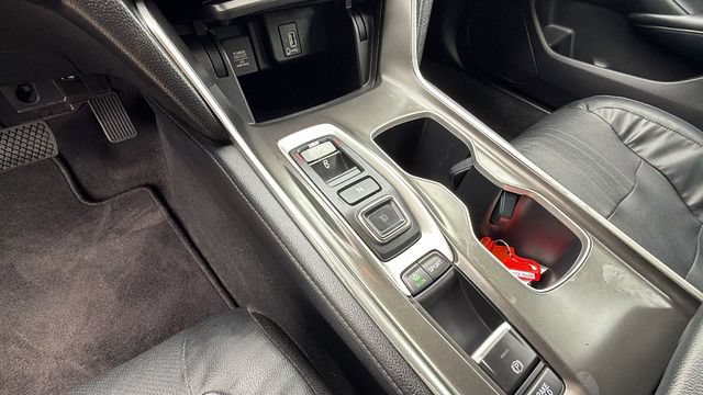 Used 2018 Honda Accord EX-L image 24