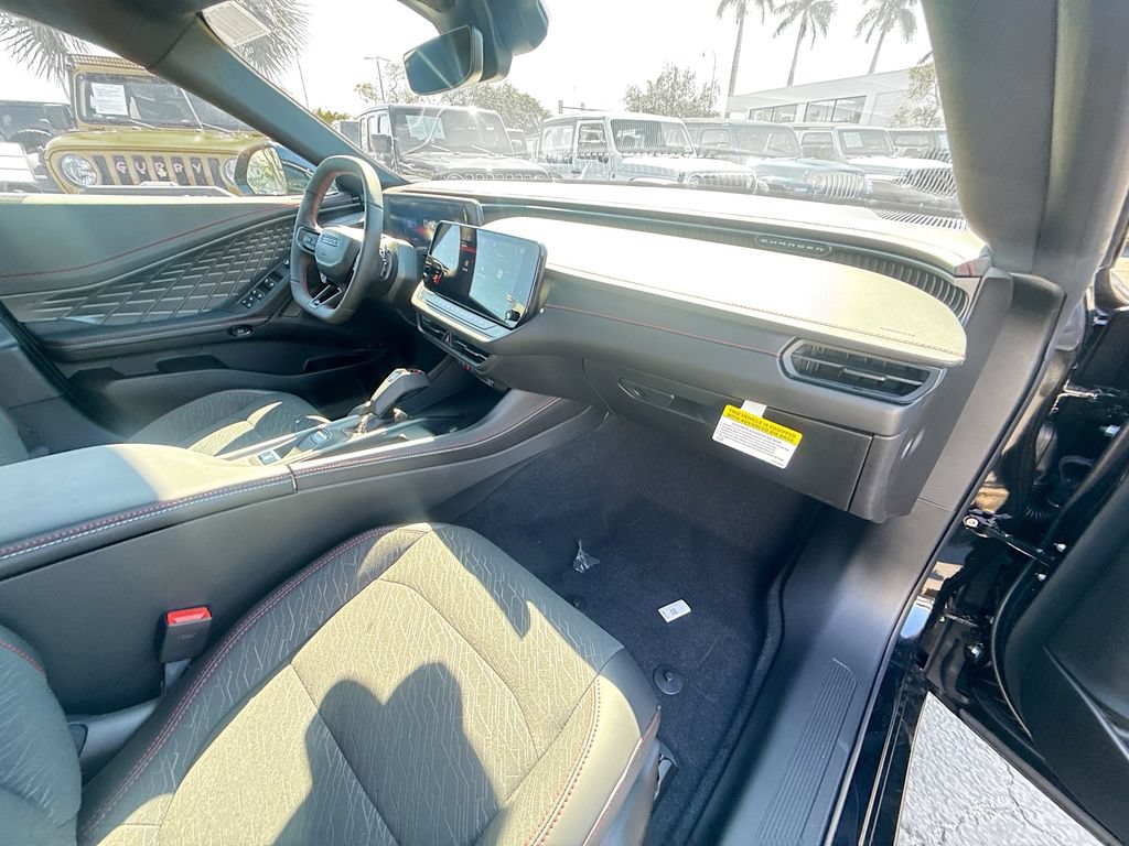 New 2026 Dodge Charger R/T w/ Driver Convenience Group AWD/4WD image 32