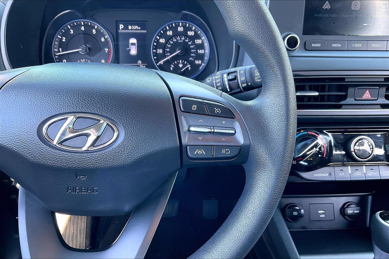 Used 2023 Hyundai Kona SEL AWD/4WD image 19