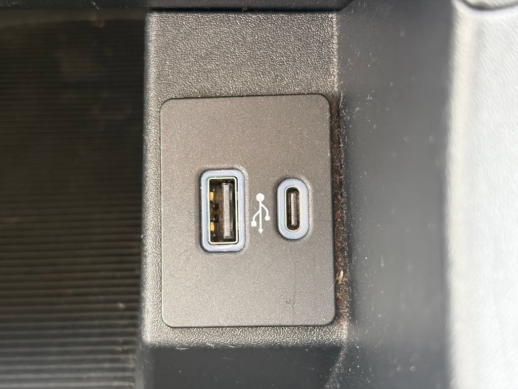 Used 2024 Ford Edge SEL AWD/4WD image 28