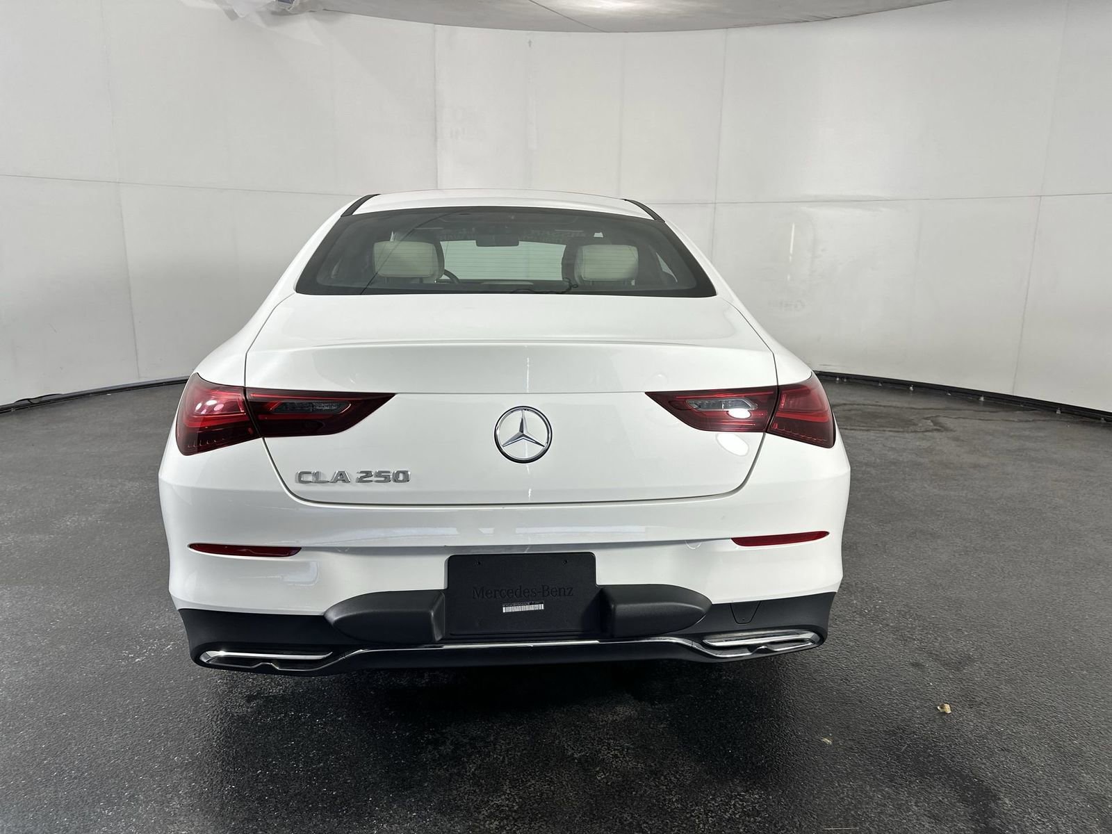 Used 2025 Mercedes-Benz CLA 250 image 10