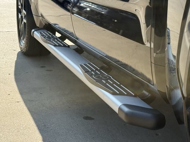 Used 2023 Toyota Tundra Limited w/ Power Package AWD/4WD image 9