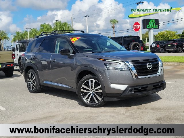 Used 2023 Nissan Pathfinder Platinum