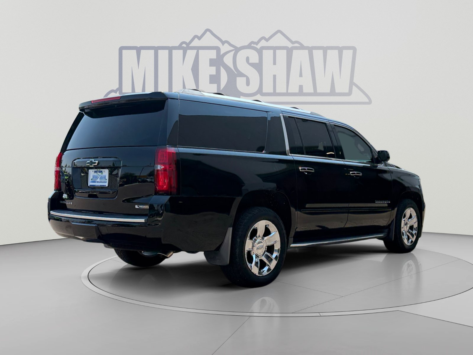 Used 2018 Chevrolet Suburban Premier AWD/4WD image 5