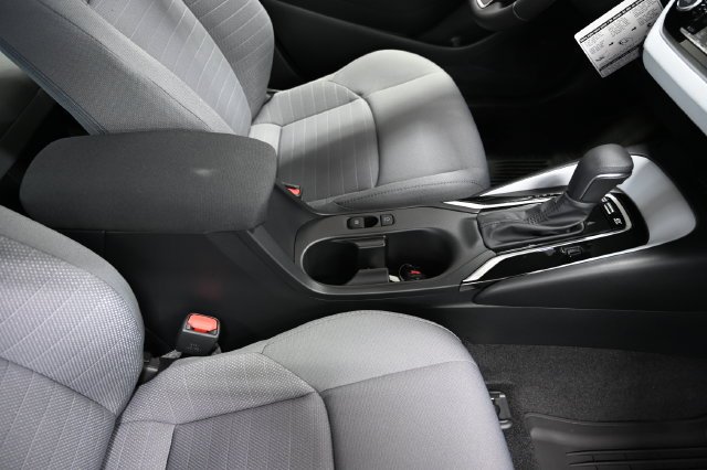 New 2026 Toyota Corolla SE w/ SE Premium Package FWD image 21