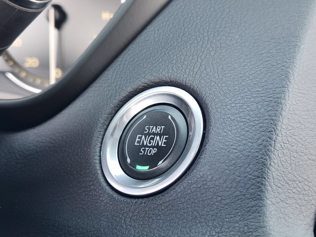 Used 2019 Cadillac XT4 Sport FWD image 22
