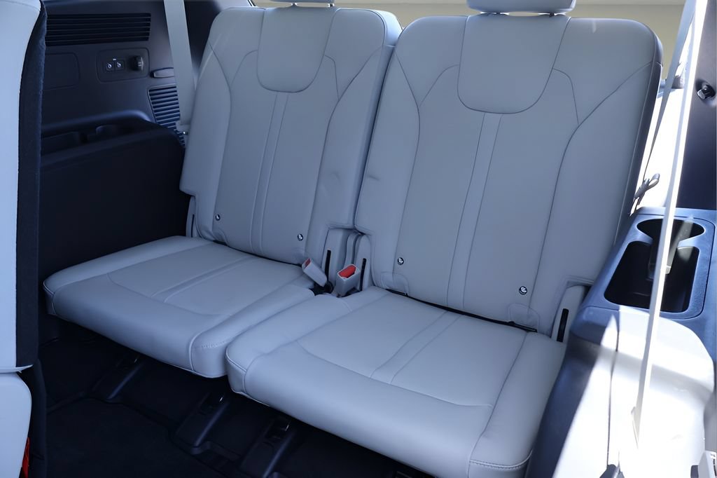 Used 2026 Kia Sorento S FWD image 15