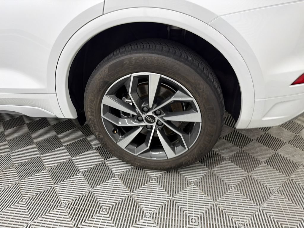 Used 2024 Audi Q5 2.0T Premium Plus AWD/4WD image 22