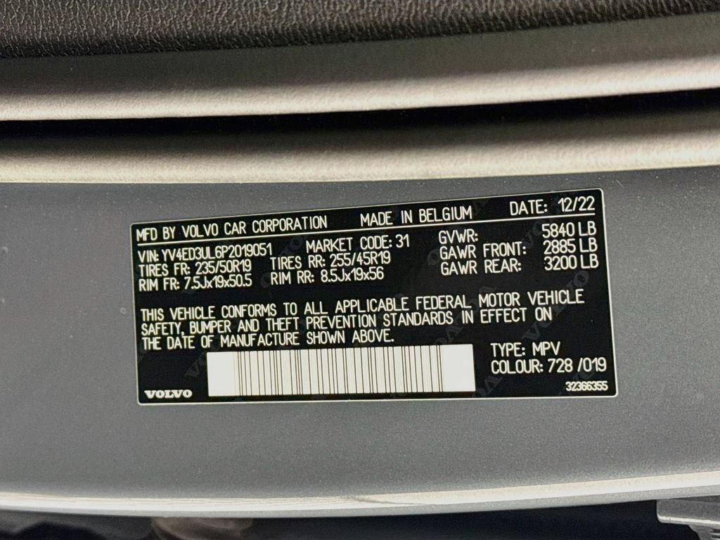 Used 2023 Volvo XC40 Recharge Plus AWD/4WD image 34
